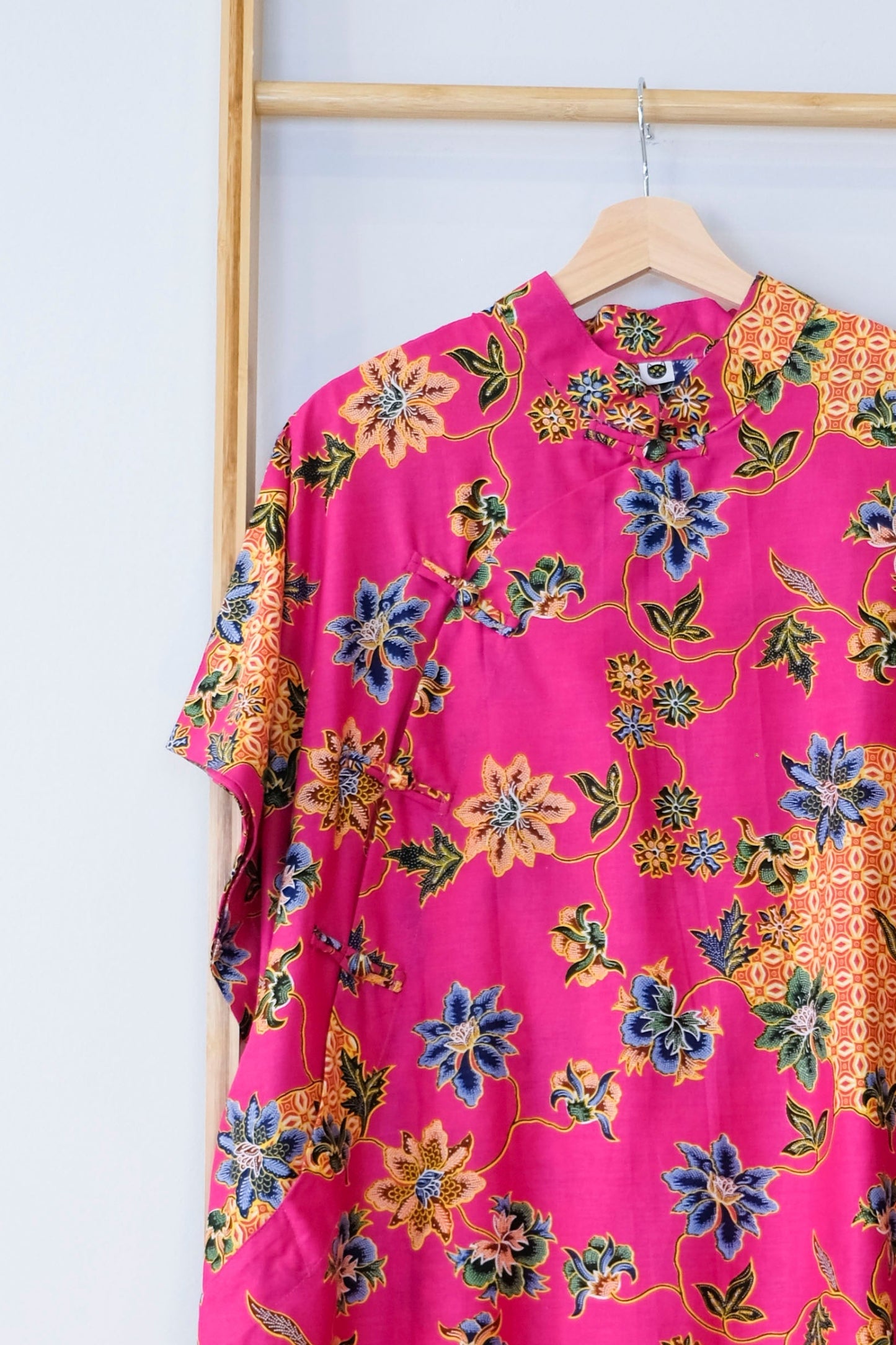 Malaysia-Batik-Attire-Dress-Women
