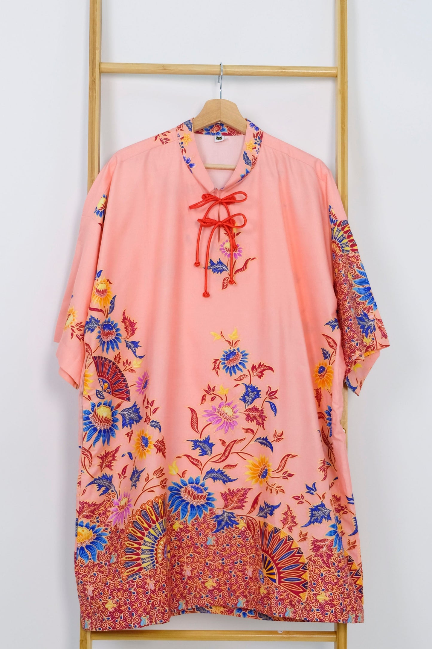 Malaysia-Batik-Attire-Dress-Women
