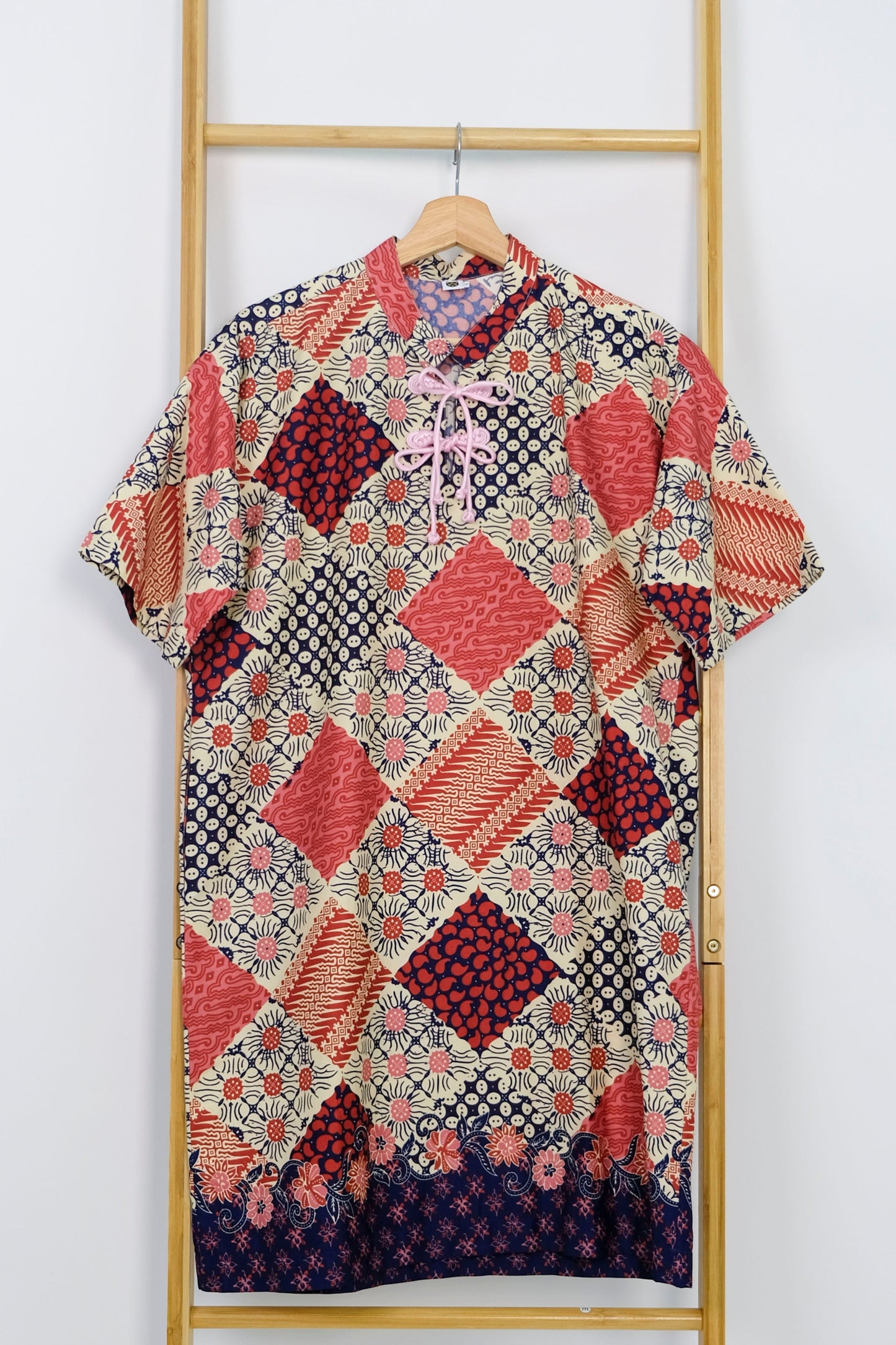 Malaysia-Batik-Attire-Dress-Women