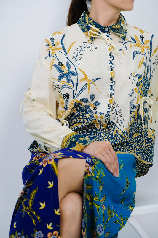Malaysia-Batik-Attire-Top-Women