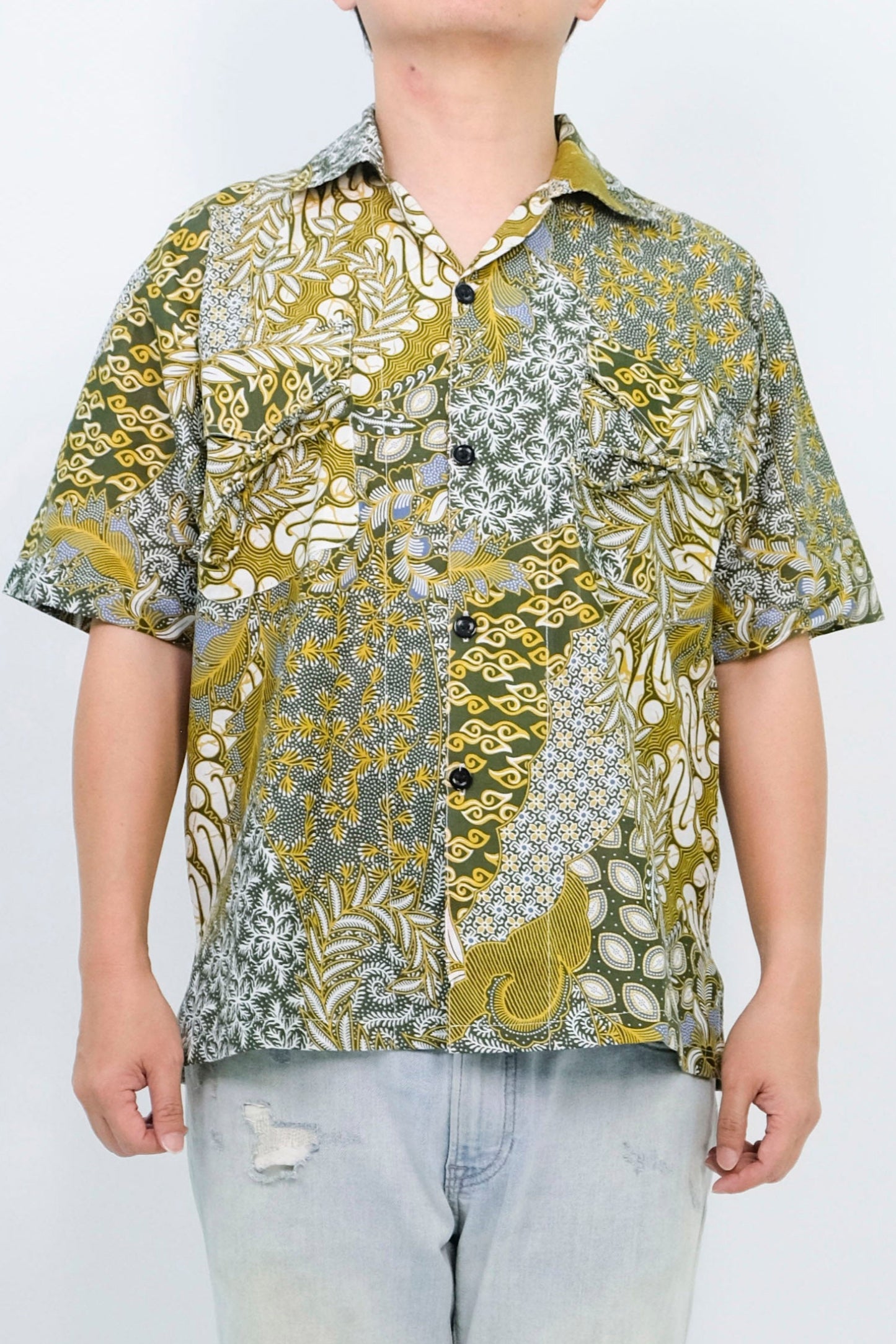 Malaysia-Batik-Attire-Top-Men