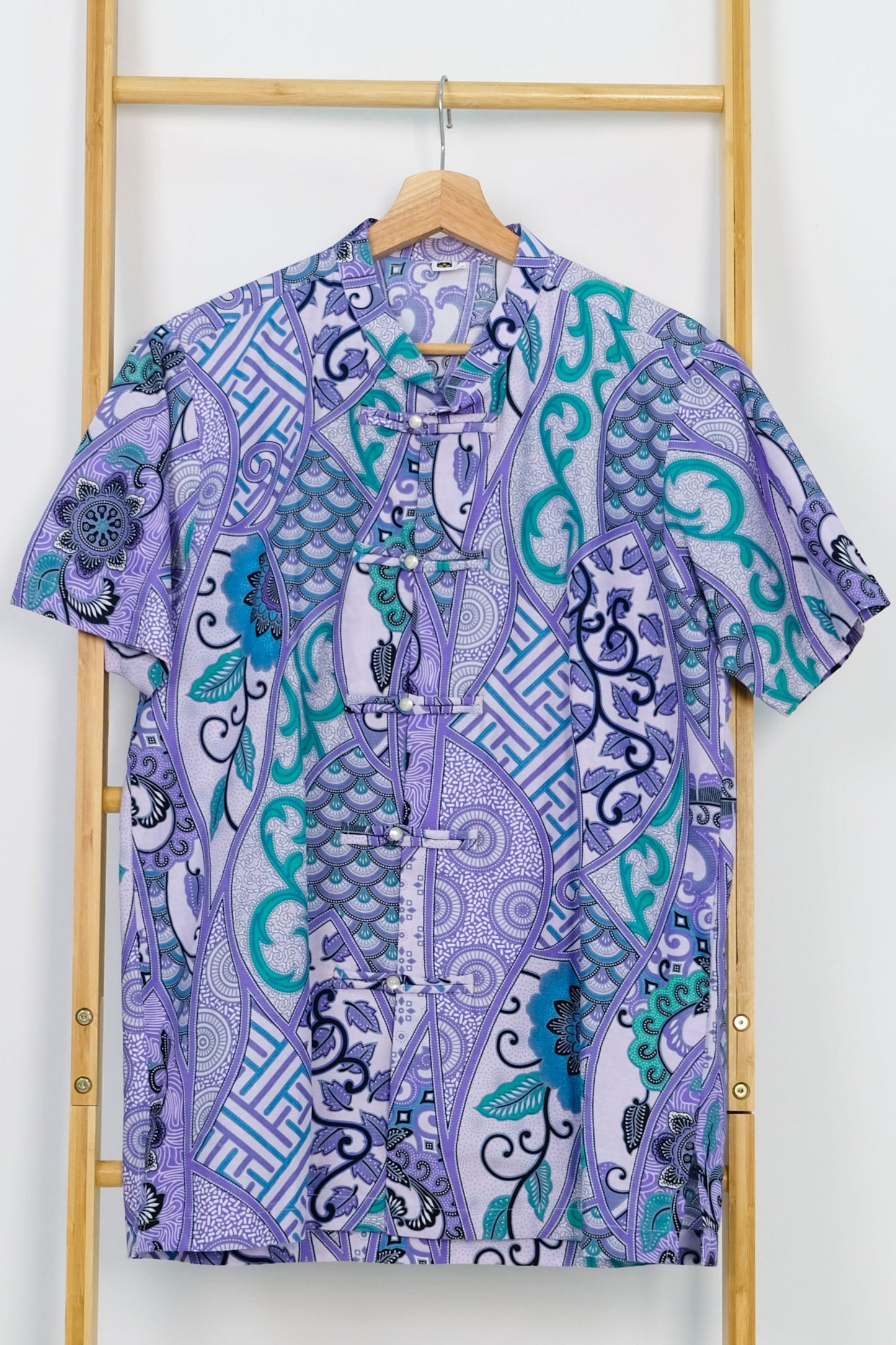 Malaysia-Batik-Attire-Top-Men