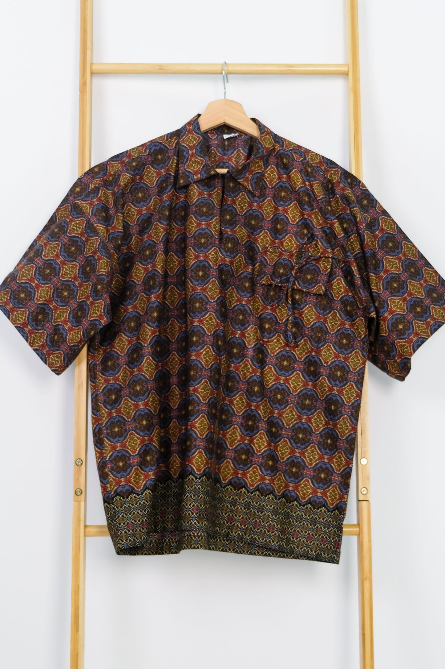 Malaysia-Batik-Attire-Top-Men