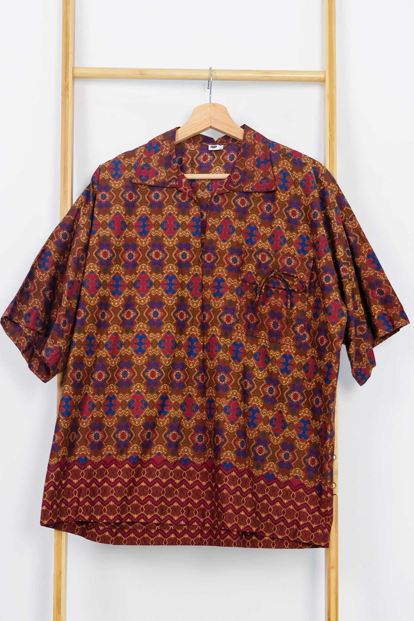Malaysia-Batik-Attire-Top-Men