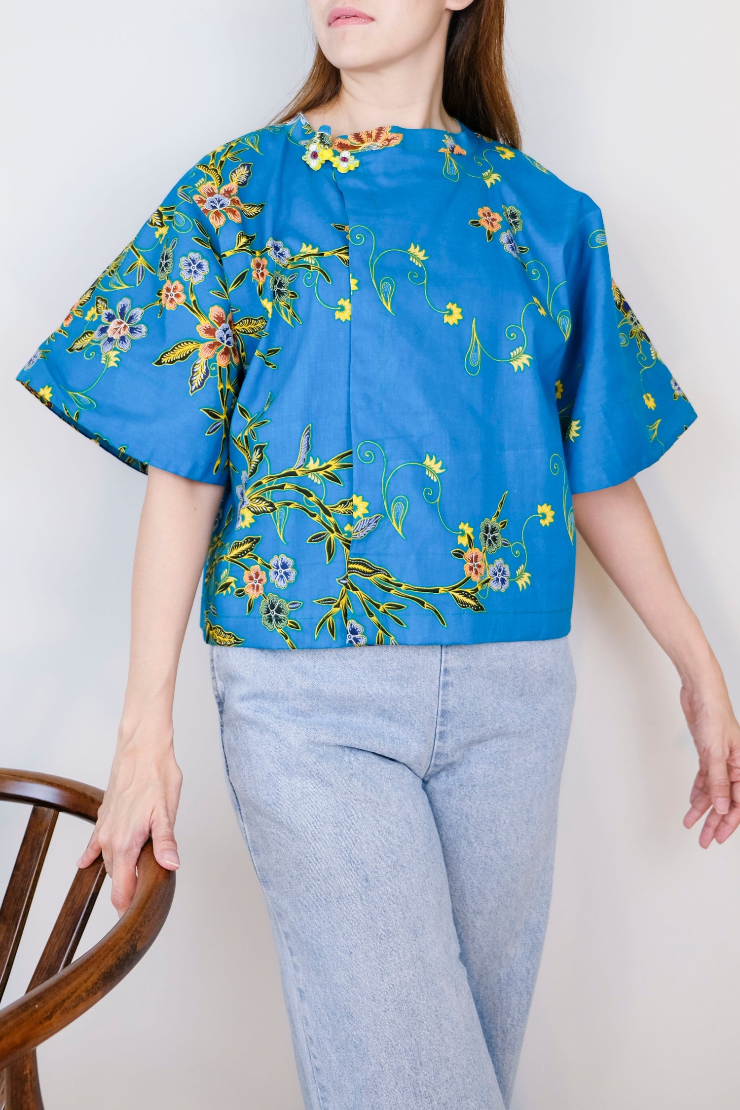 Malaysia-Batik-Attire-Top-Women