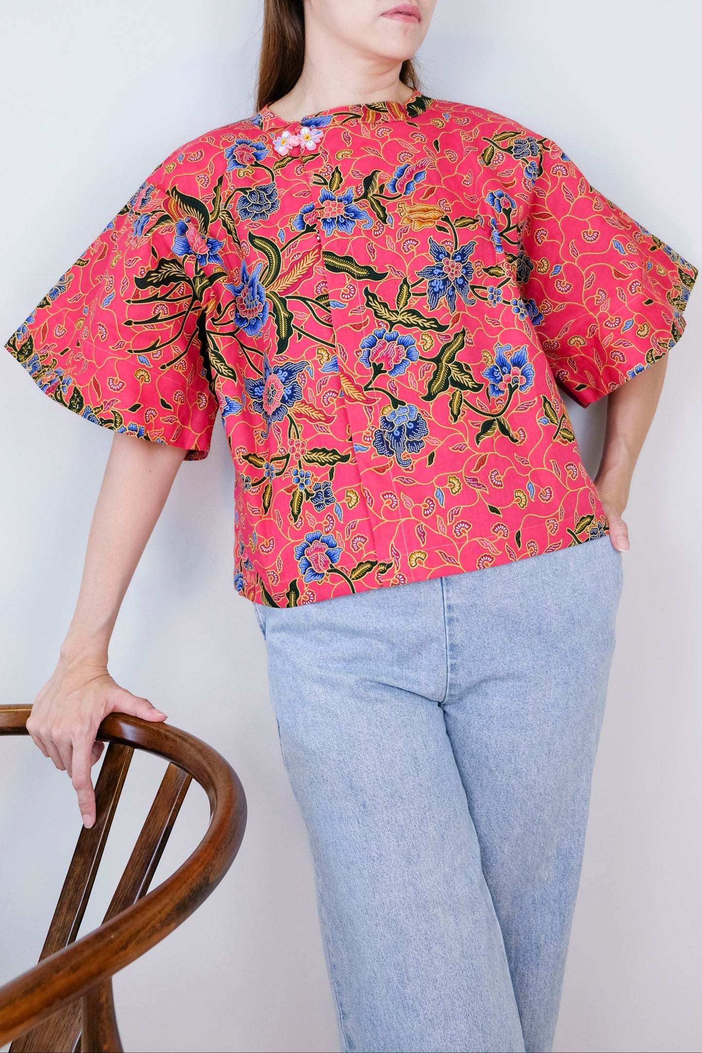 Malaysia-Batik-Attire-Top-Women