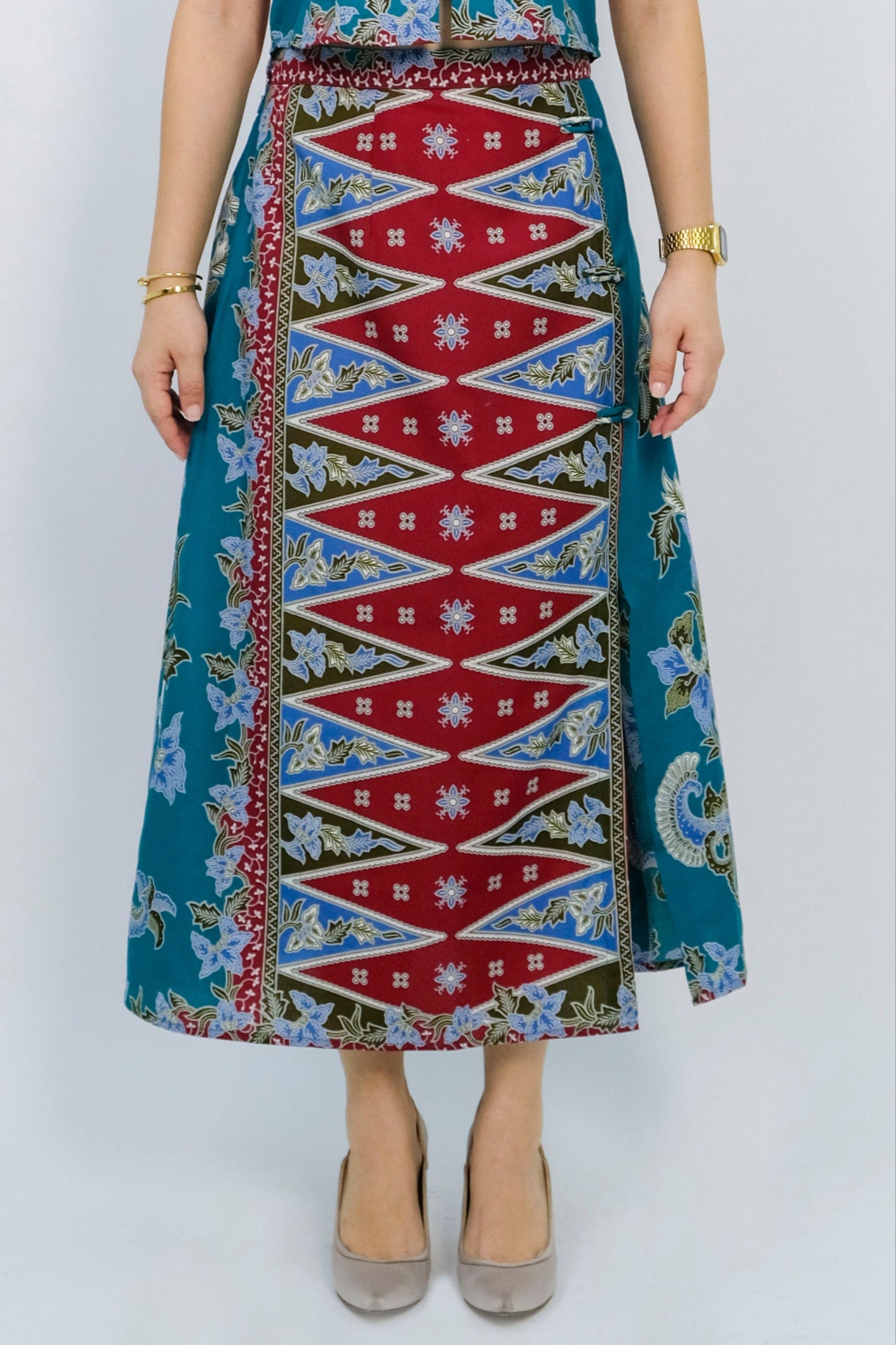 Malaysia-Batik-Attire-Skirt-Women