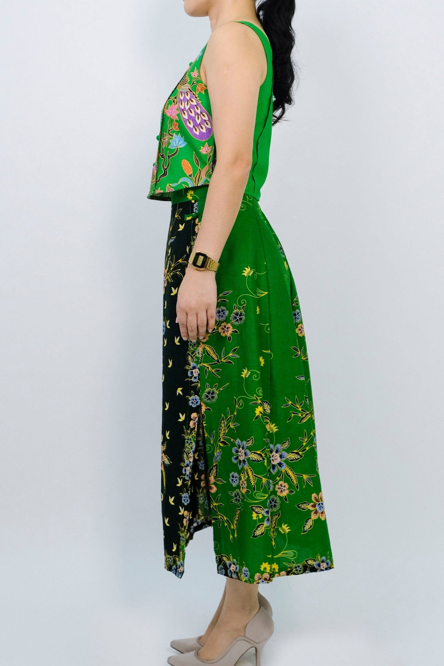Malaysia-Batik-Attire-Top-Women