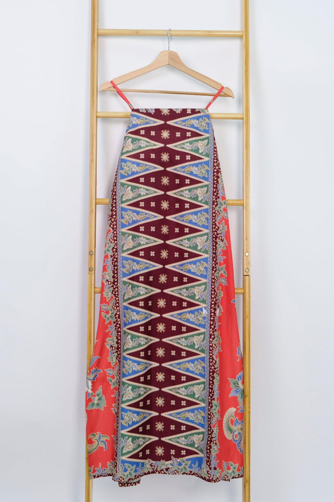 Malaysia-Batik-Attire-Dress-Women