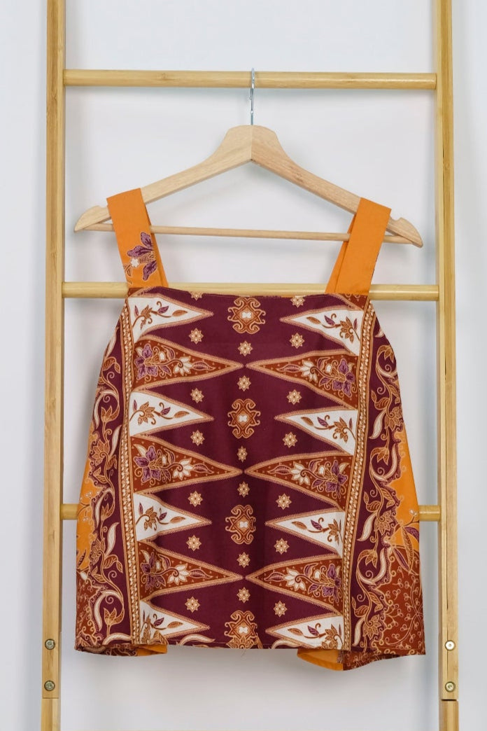 Malaysia-Batik-Attire-Top-Women