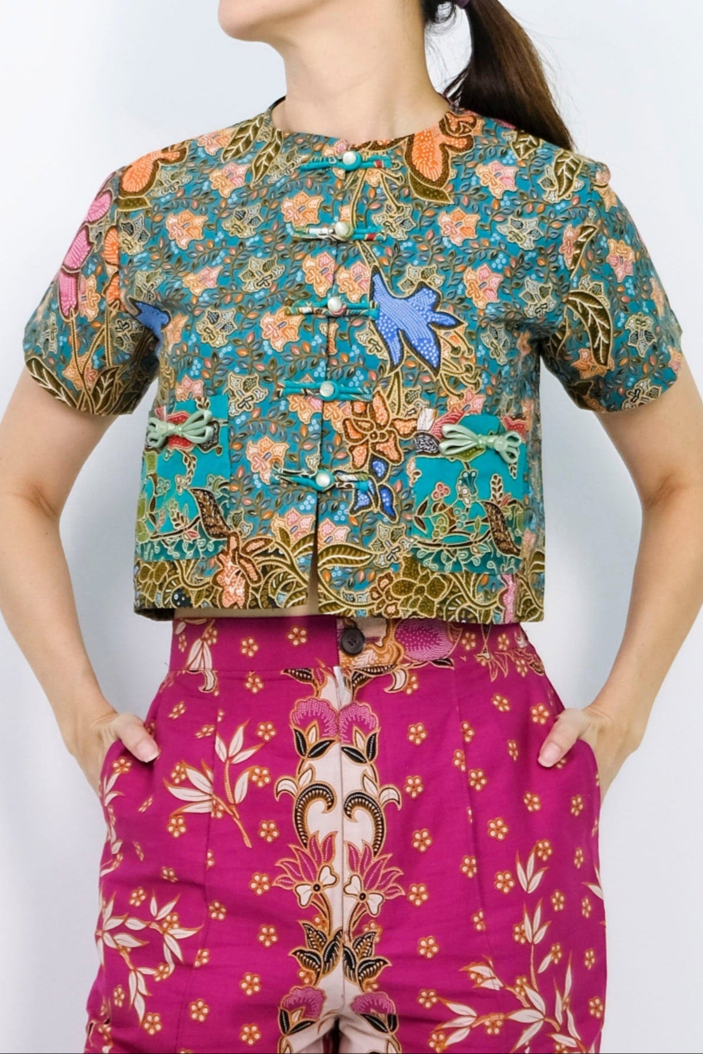 Malaysia-Batik-Attire-Top-Women