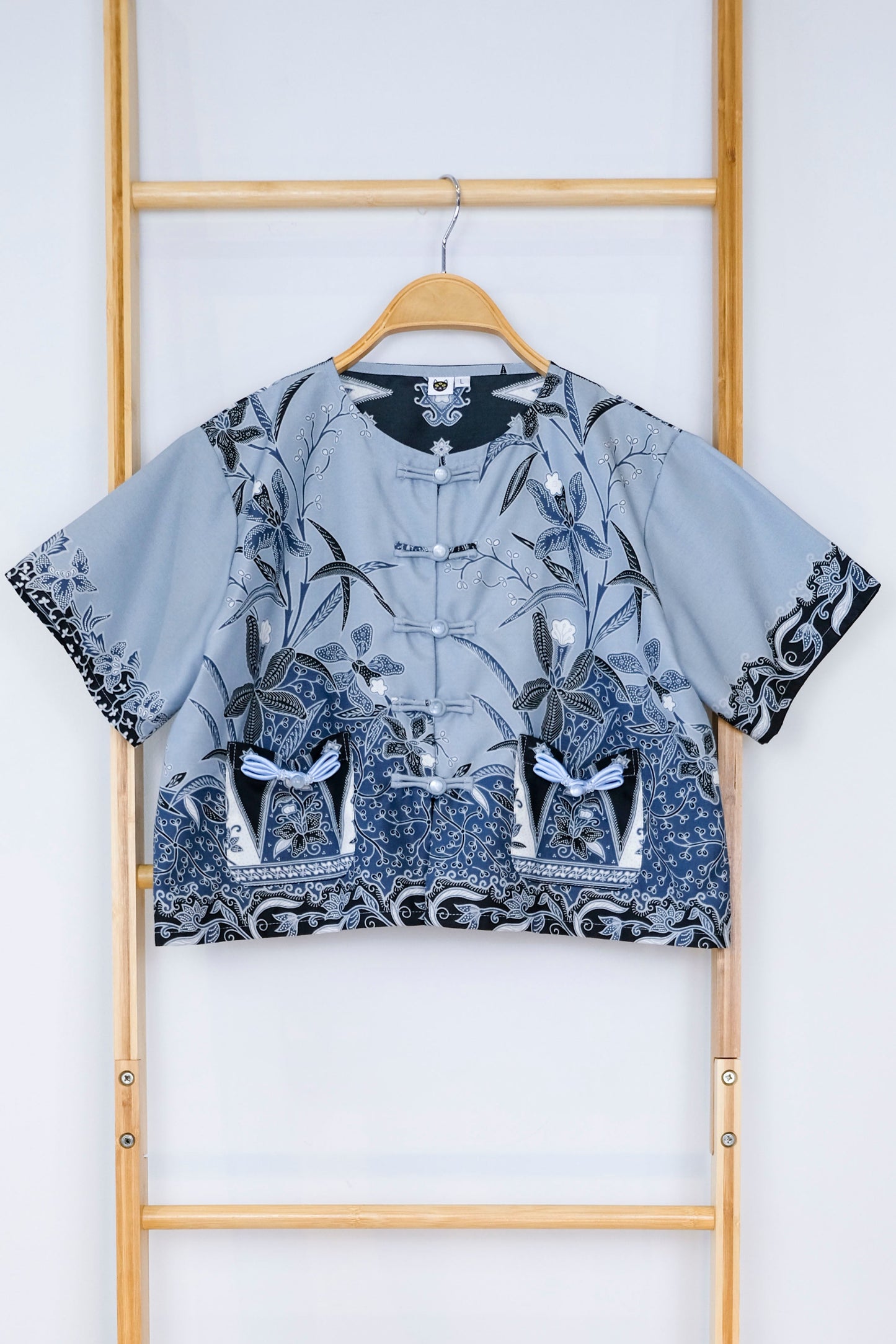 Malaysia-Batik-Attire-Top-Skirt-Women