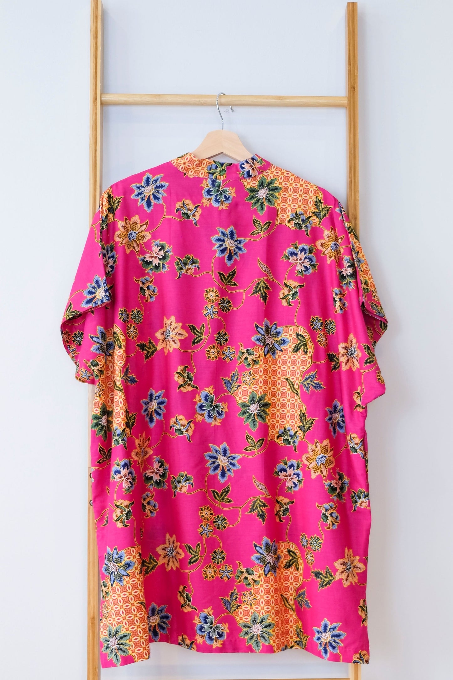 Malaysia-Batik-Attire-Dress-Women