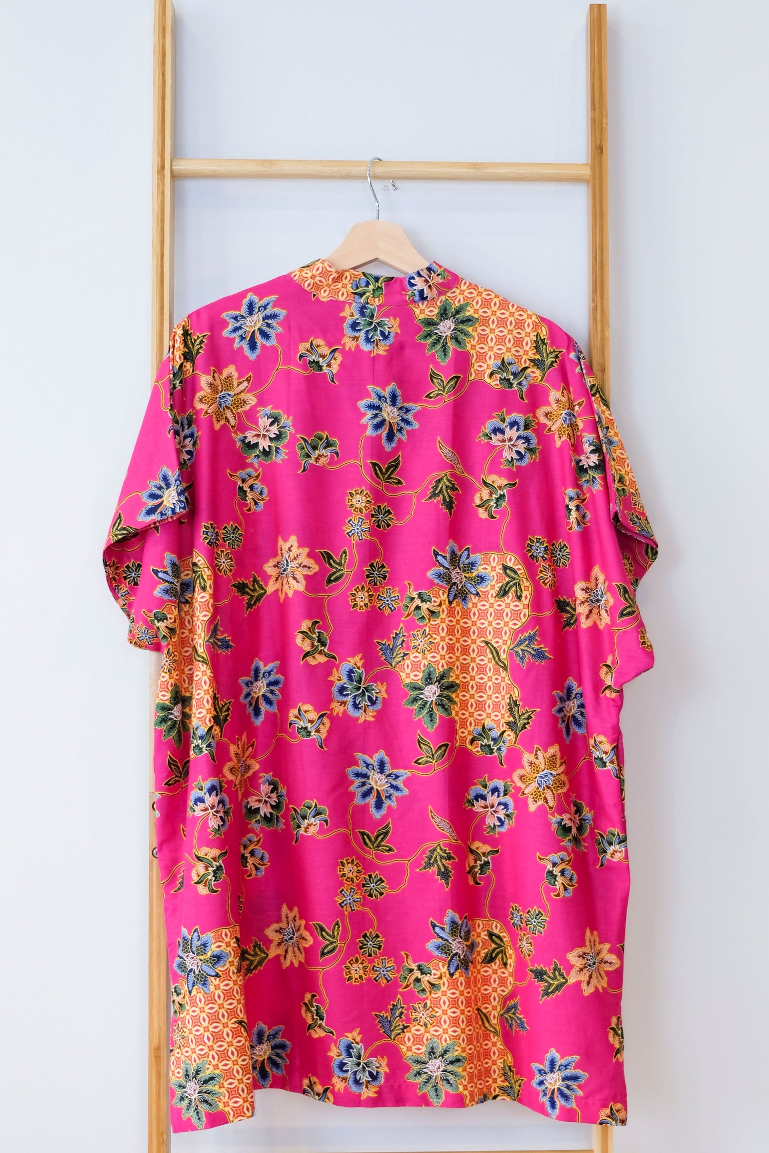 Malaysia-Batik-Attire-Dress-Women