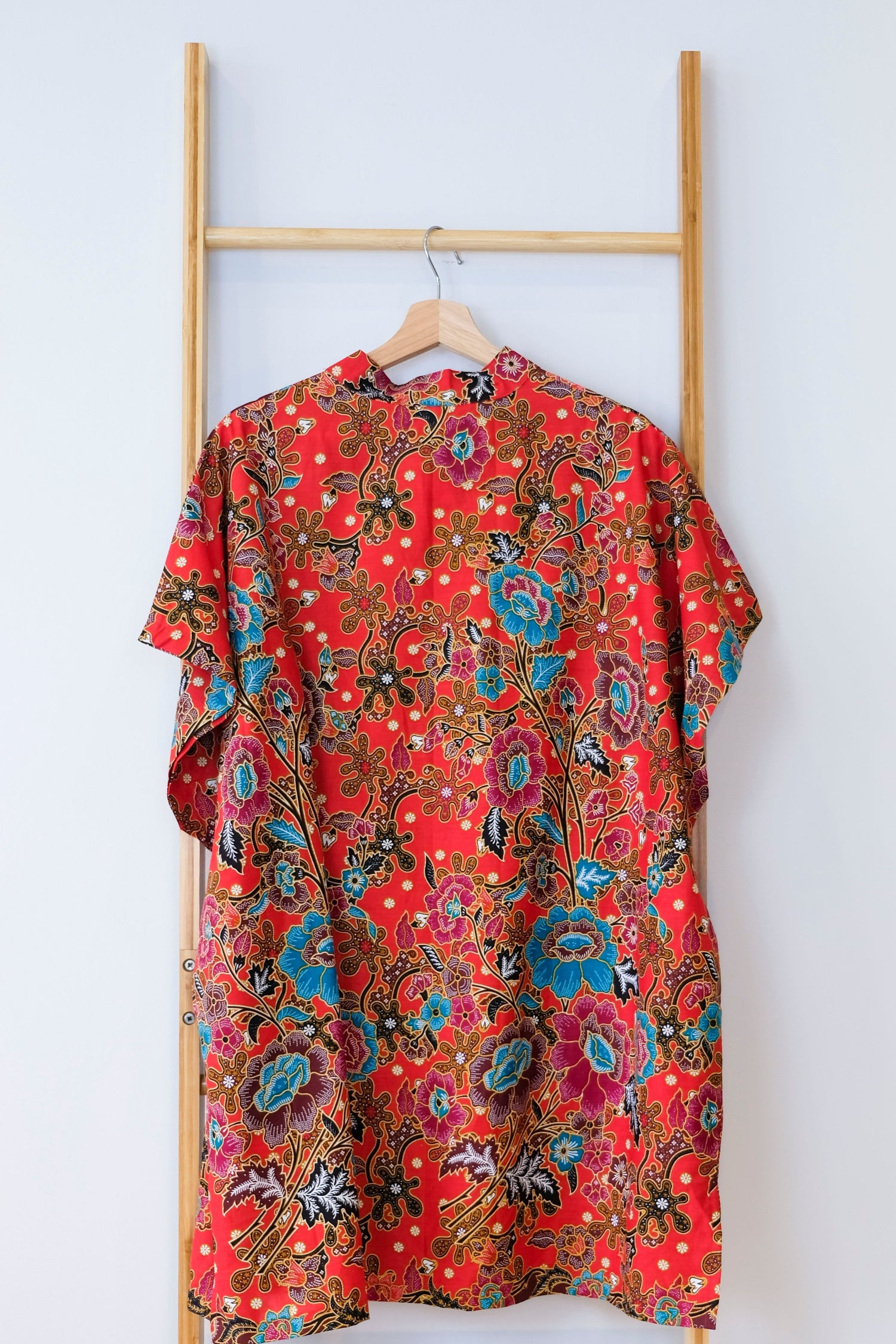 Malaysia-Batik-Attire-Dress-Women