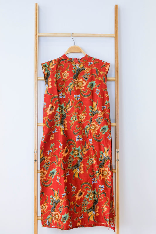 Malaysia-Batik-Attire-Dress-Women