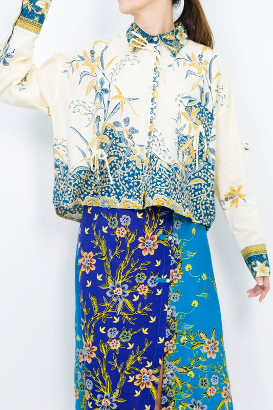 Malaysia-Batik-Attire-Top-Women