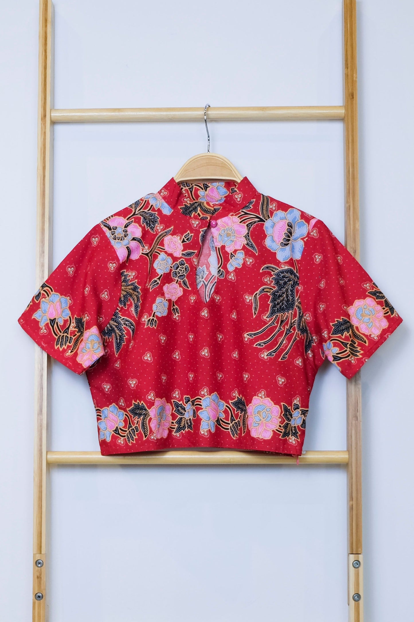 Malaysia-Batik-Attire-Top_Women