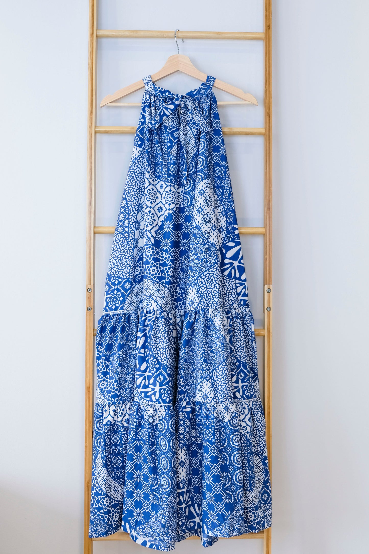 Malaysia-Batik-Attire-Dress-Women