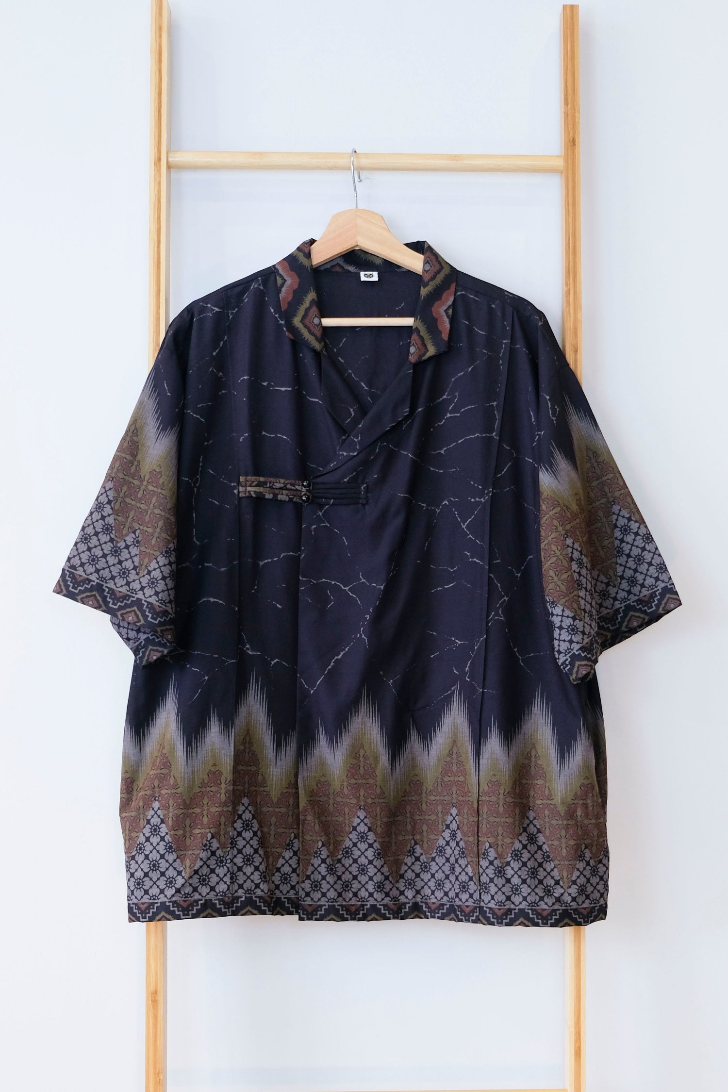Malaysia-Batik-Attire-Top-Men