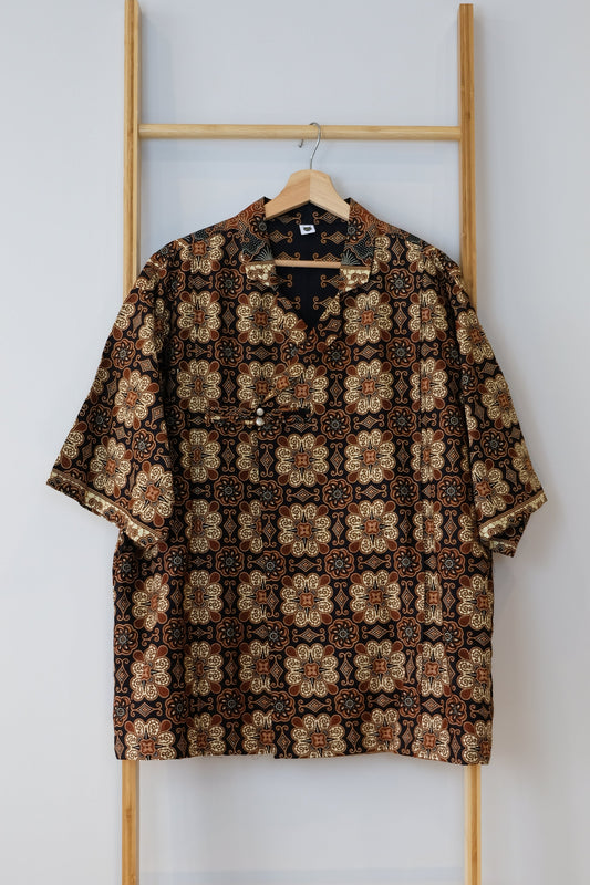 Malaysia-Batik-Attire-Top-Men