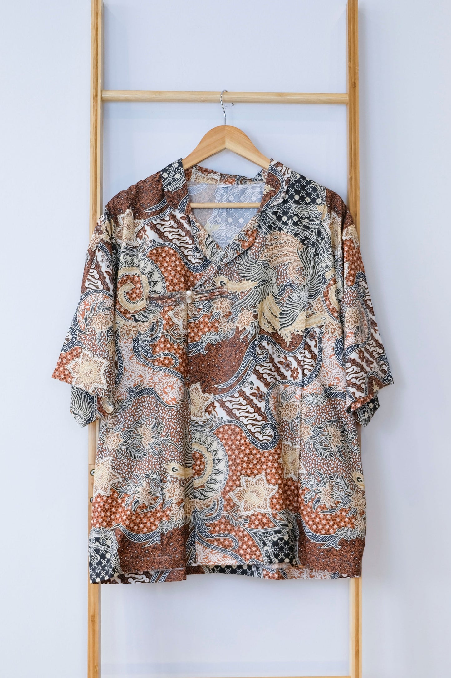 Malaysia-Batik-Attire-Top-Men