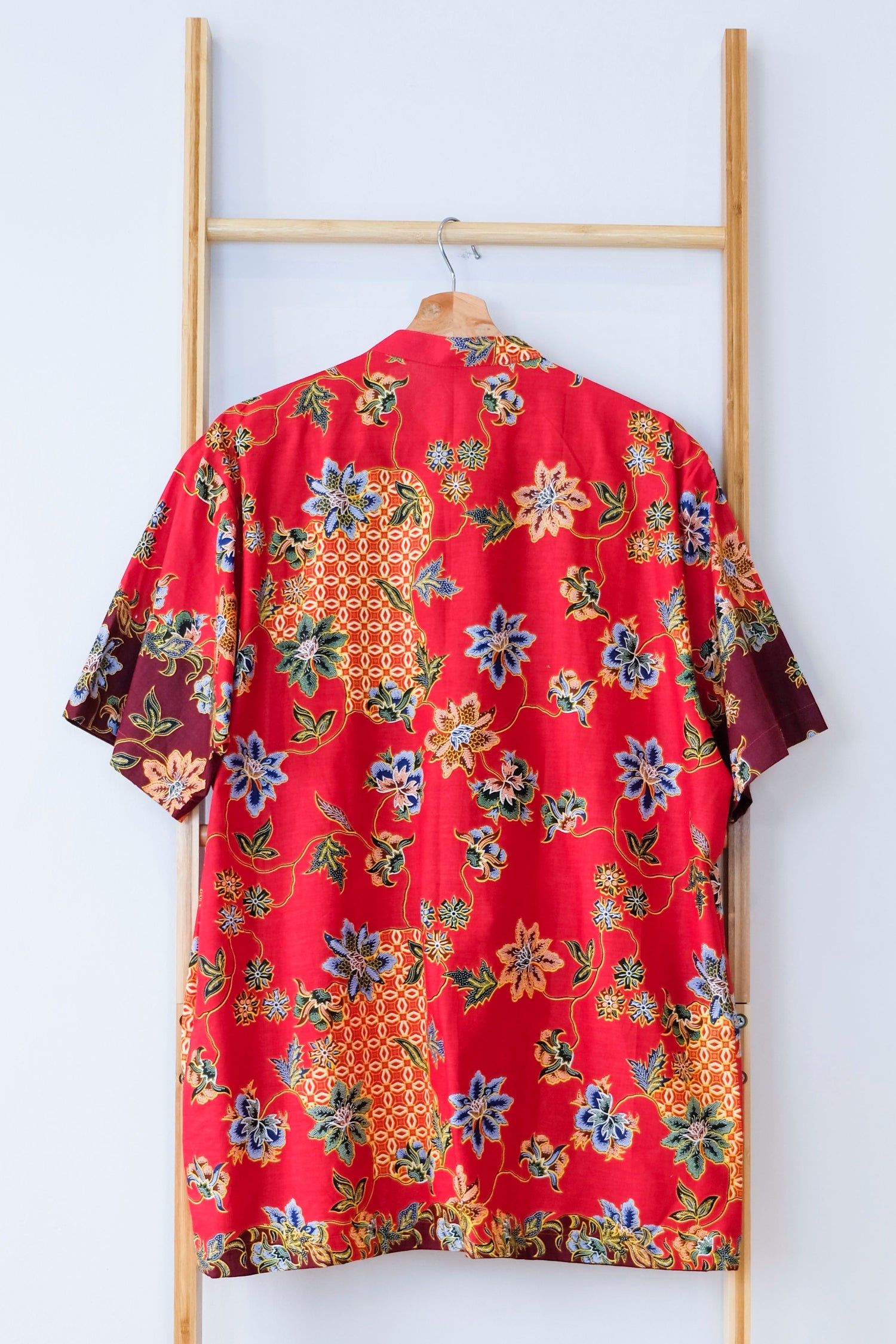 Malaysia-Batik-Attire-Top-Men