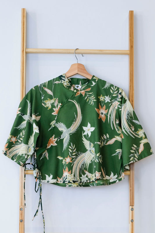 Malaysia-Batik-Attire-Top-Women