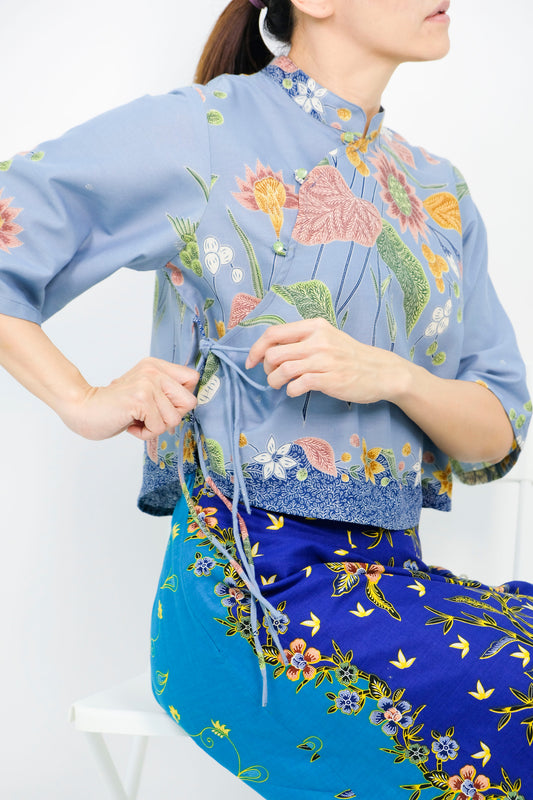 Malaysia-Batik-Attire-Top-Women