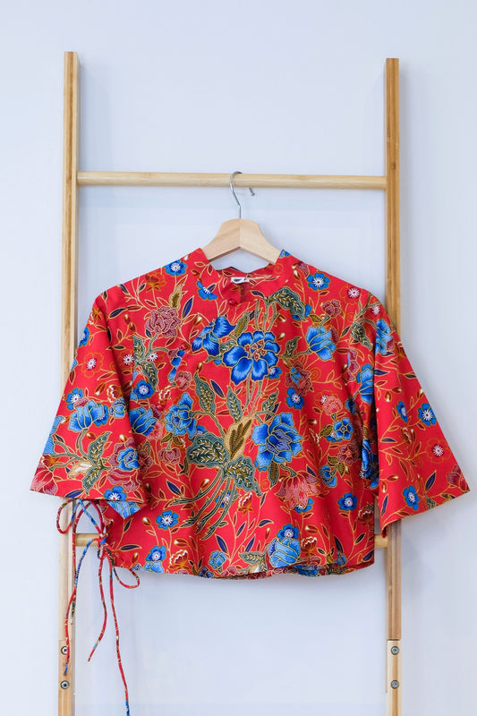 Malaysia-Batik-Attire-Top-Women