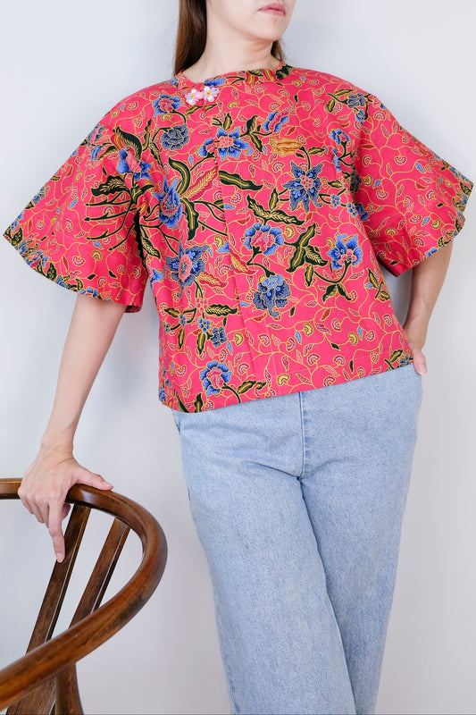 Malaysia-Batik-Attire-Top-Women