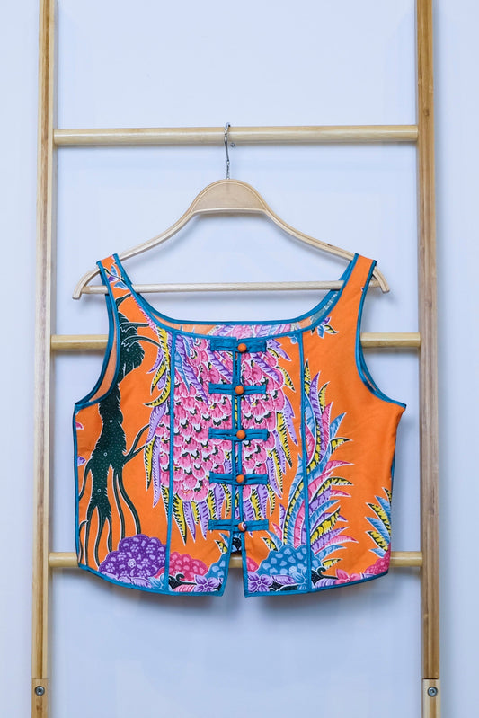 Malaysia-Batik-Attire-Top-Women