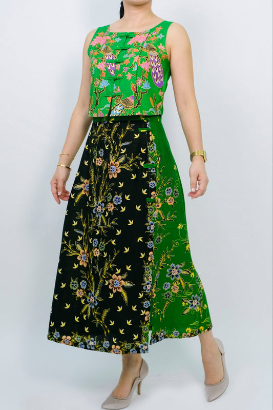 Malaysia-Batik-Attire-Top-Women