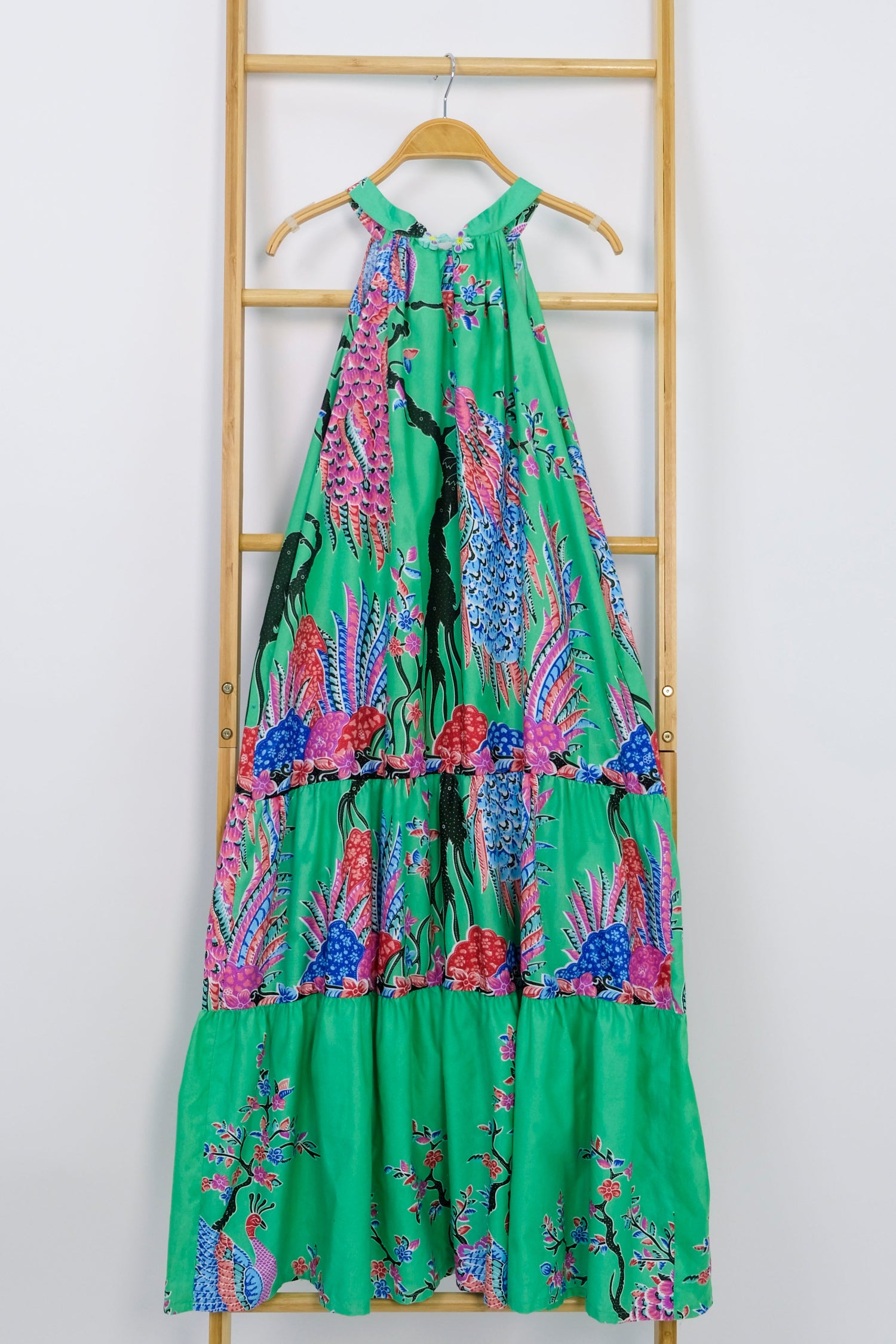 Malaysia-Batik-Attire-Dress-Women