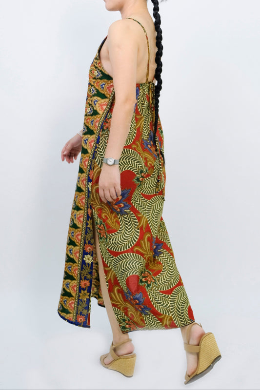 Malaysia_Batik-Attire-Dress_Women