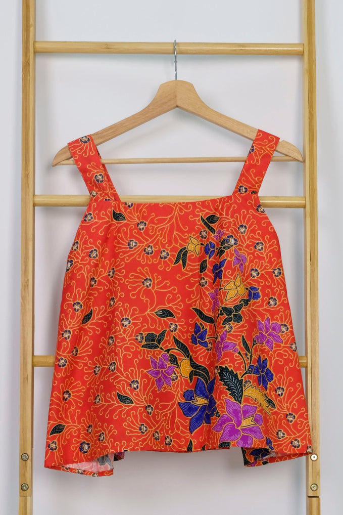 Malaysia-Batik-Attire-Top-Women