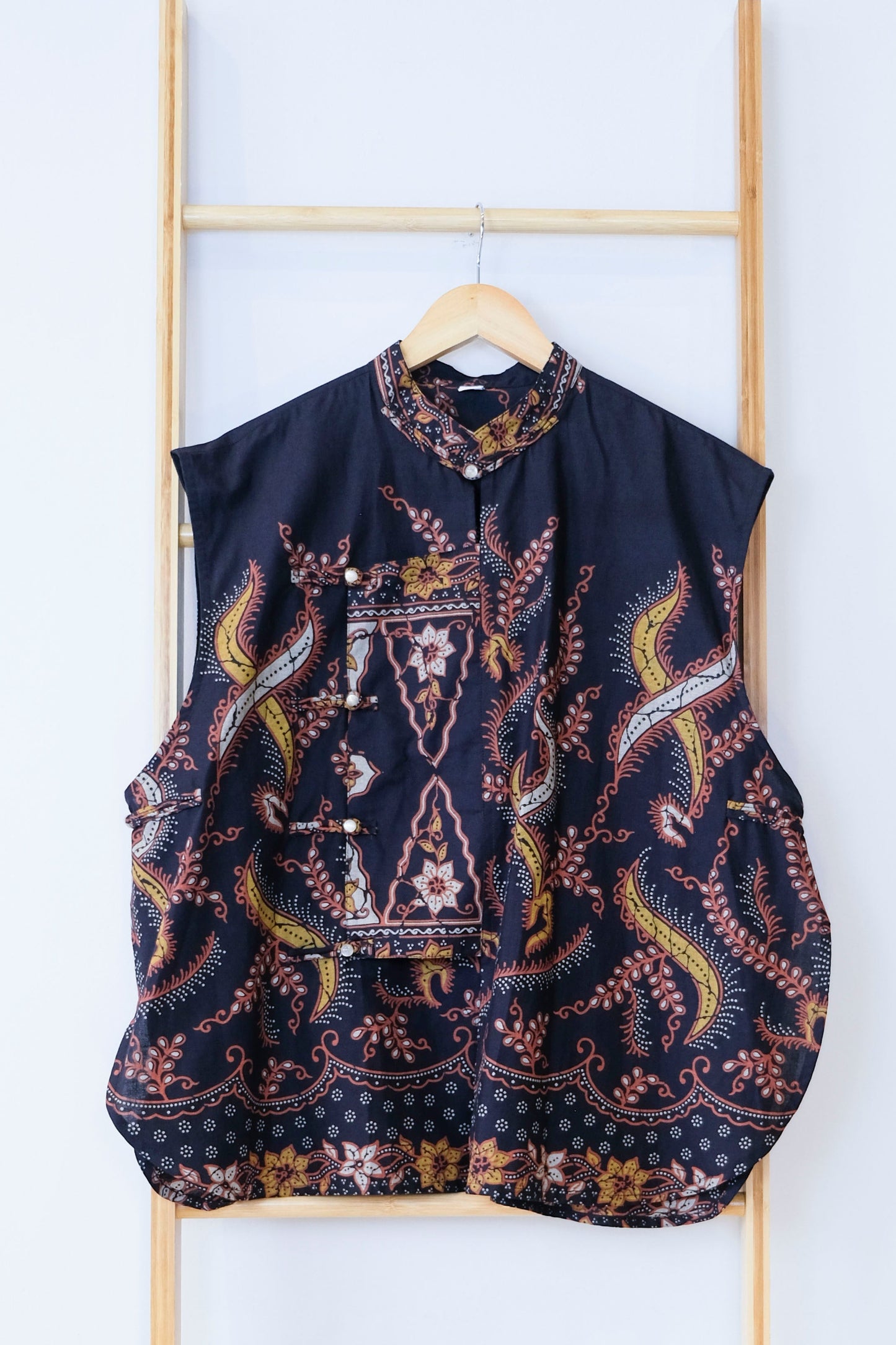 Malaysia-Batik-Attire-Top-Men