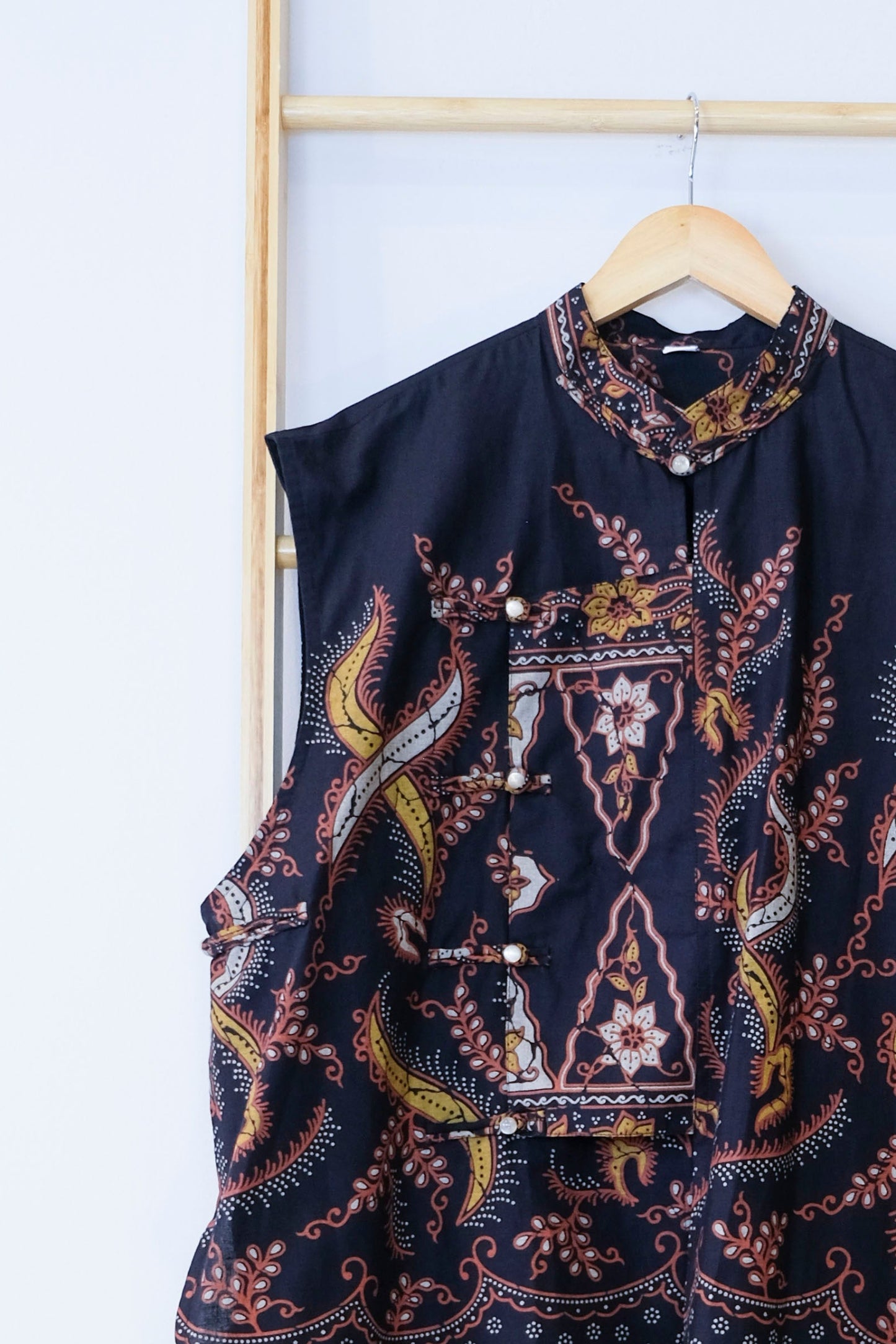 Malaysia-Batik-Attire-Top-Men