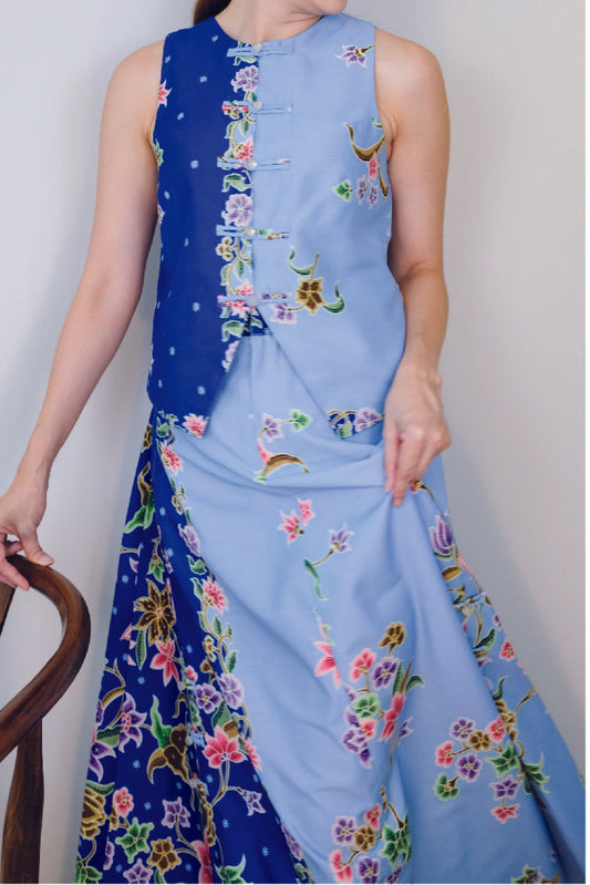 Malaysia-Batik-Attire-Top-Skirt-Women