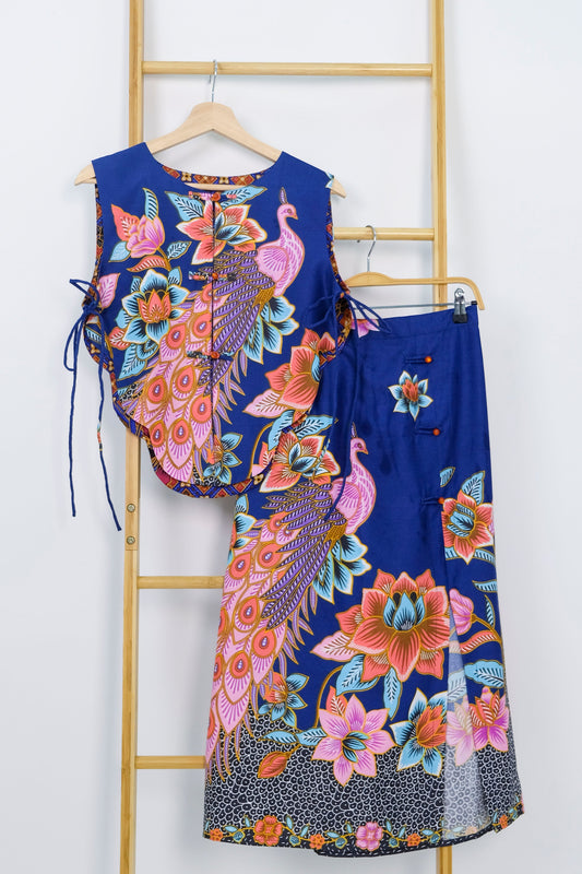 Malaysia-Batik-Attire-Top-Skirt-Women