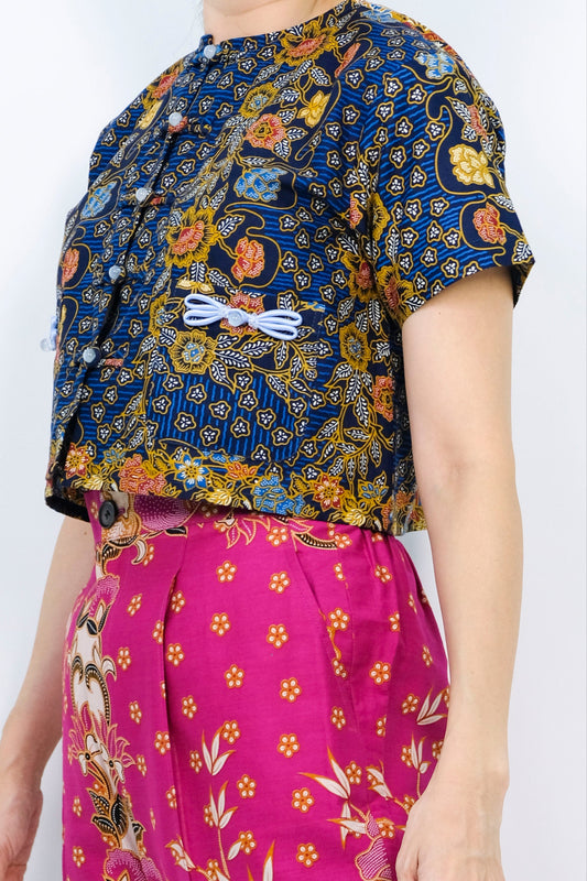 Malaysia-Batik-Attire-Top-Women