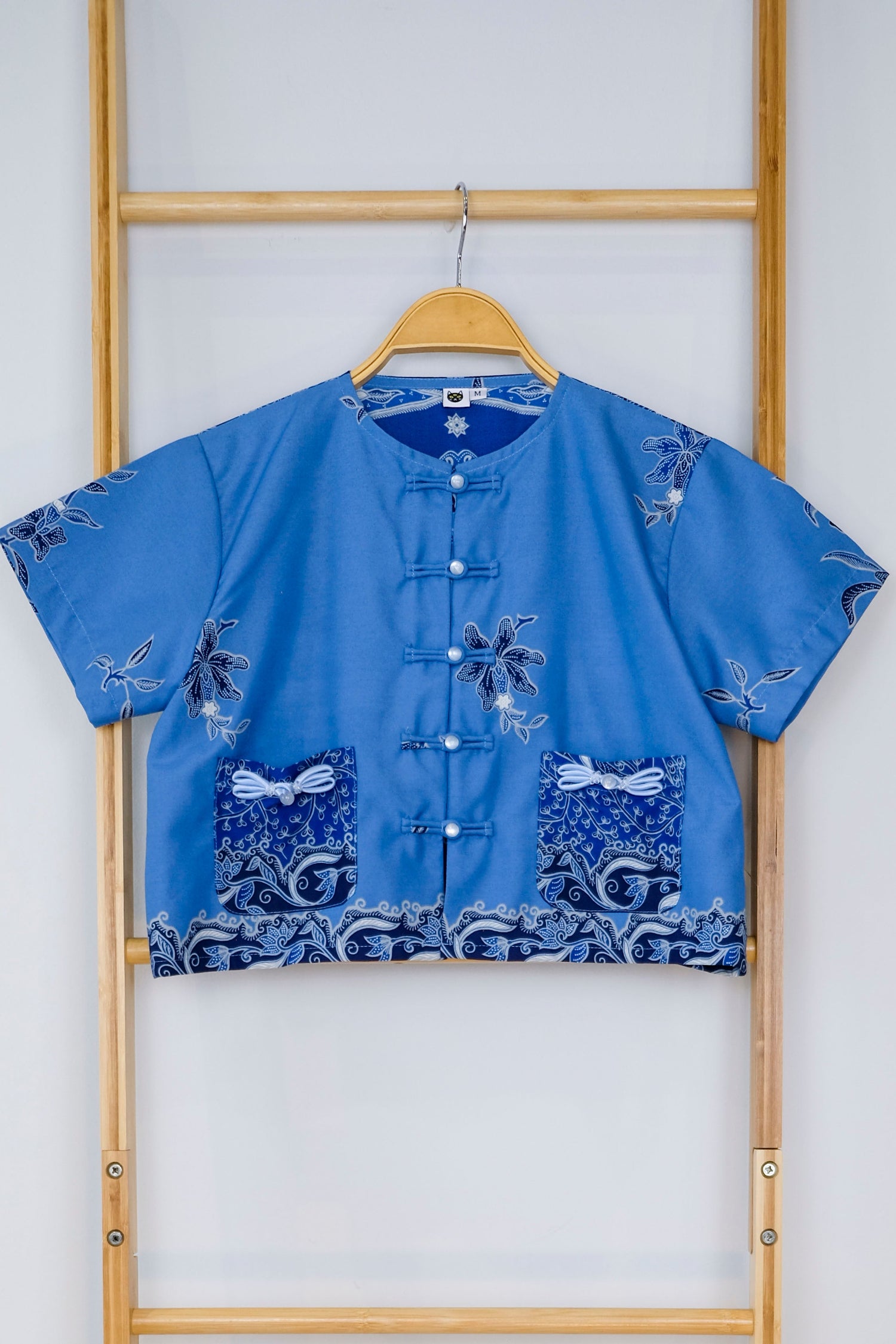 Malaysia-Batik-Attire-Top-Women