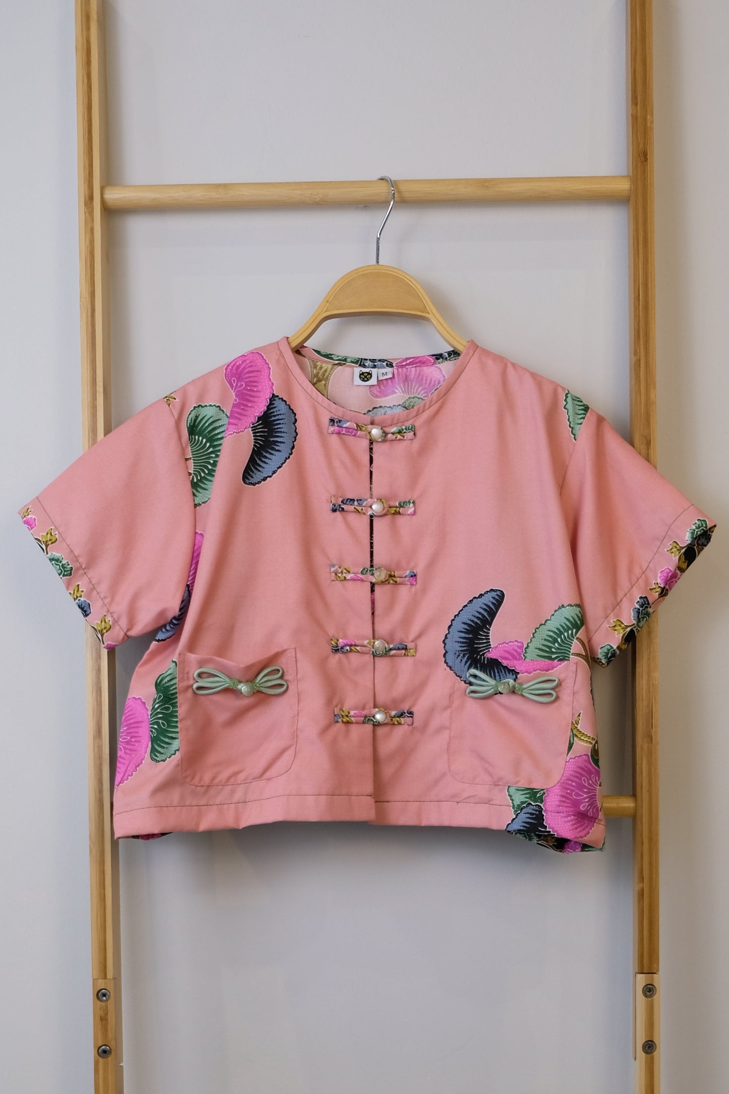 Malaysia-Batik-Attire-Top-Women